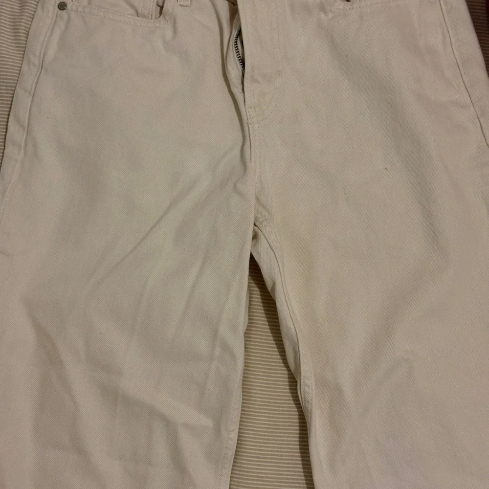 Cream jeans - Picture 2 of 2